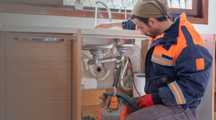 Professional septic tank pumping in Elgin, ND